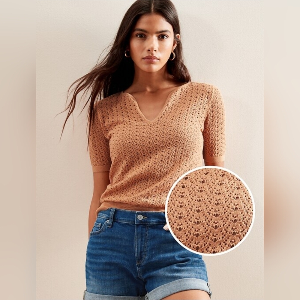 Banana Republic Women's V-Neck Short Sleeve Sweater - Tan